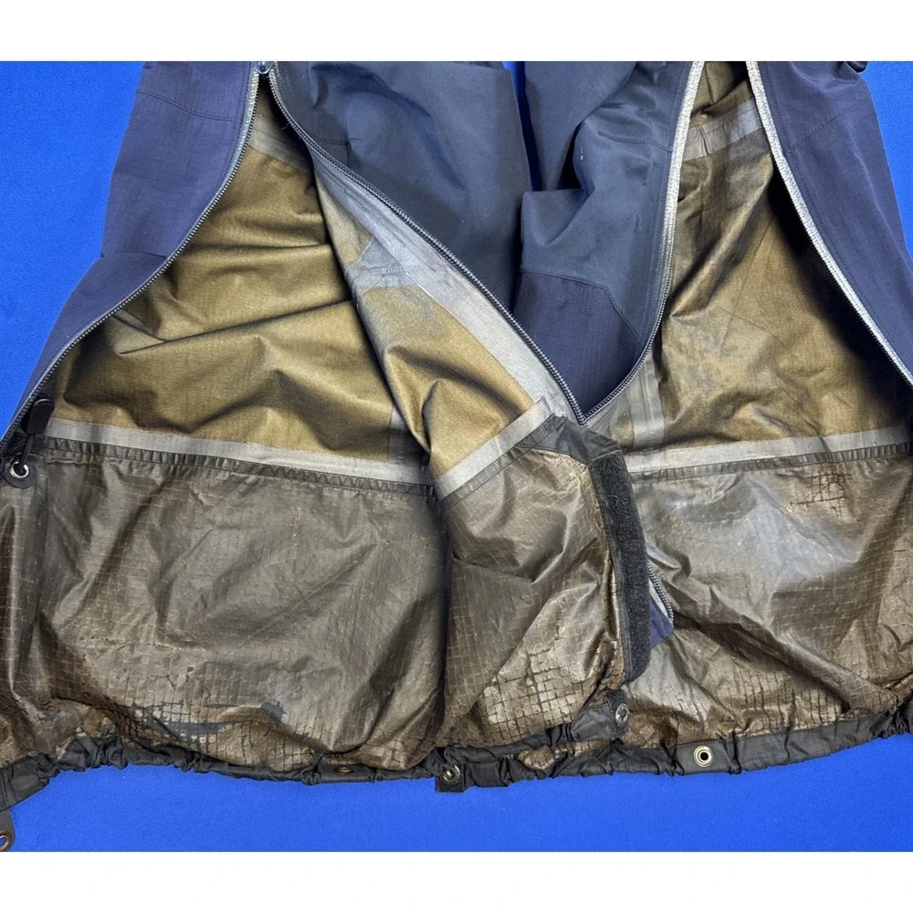 Arc'teryx Theta SV Bib Men's Bibs GTX Ski Pants Navy Size Mens M Canada 1997